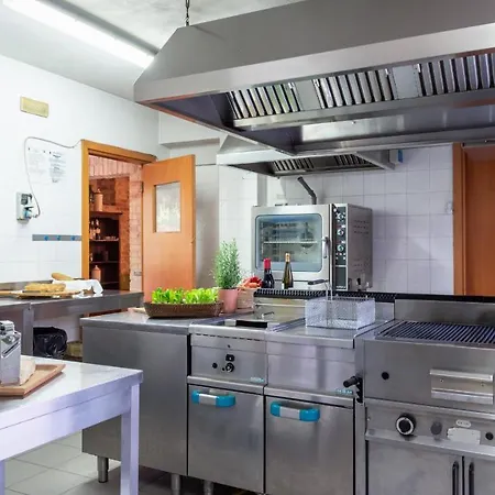 I Lauri 12, Emma Montefiore dellʼAso