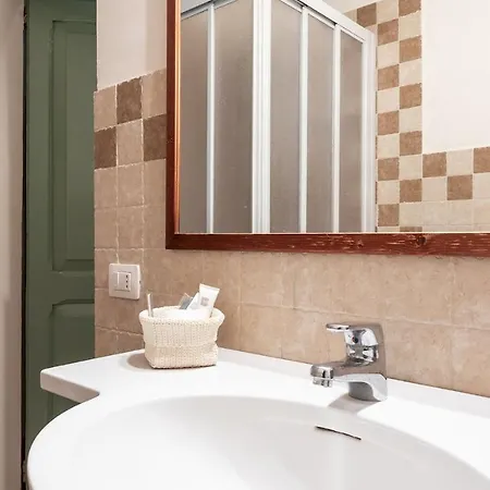 I Lauri 12, Emma Montefiore dellʼAso