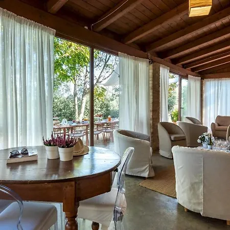 וילה I Lauri 12, Emma